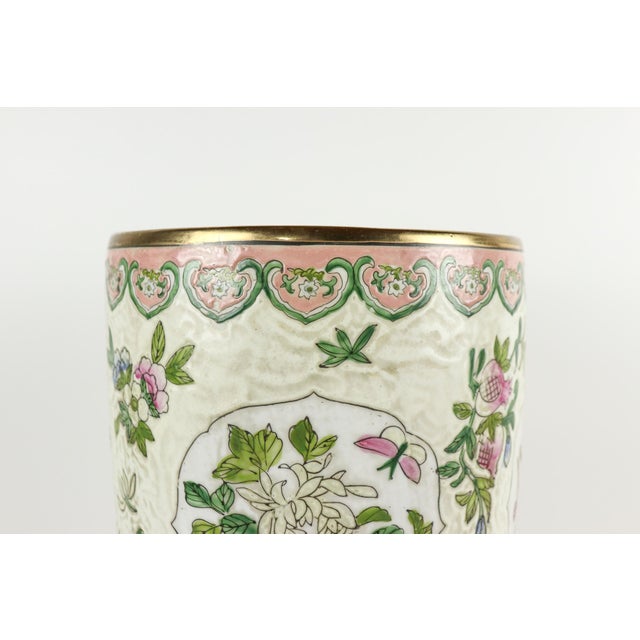 Add timeless charm to your space with this vintage Famille Rose porcelain umbrella stand, also perfect as a statement...