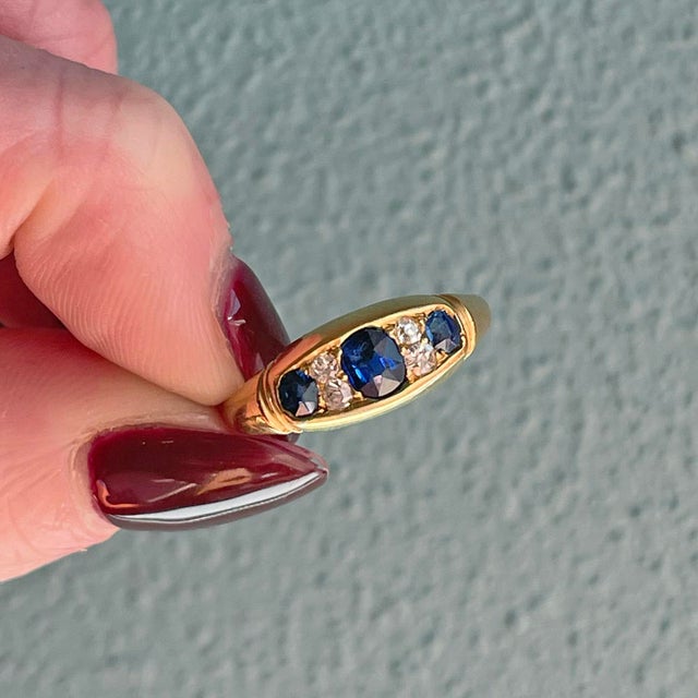 Circa 1890 Victorian 18k Gold Sapphire and Diamond Boat Ring For Sale - Image 9 of 12