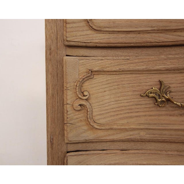 Early 19th Century Louis XV Chest of Drawers For Sale - Image 17 of 18