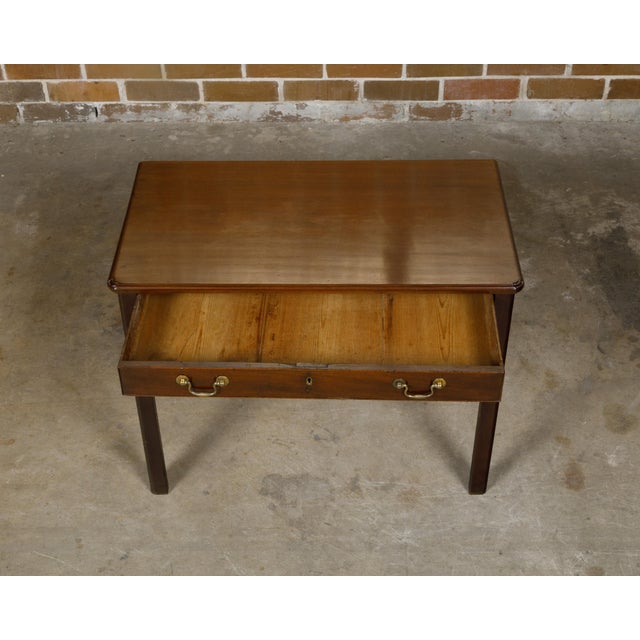 English 18th Century Georgian Period Walnut Side Table with Single Drawer For Sale - Image 10 of 12