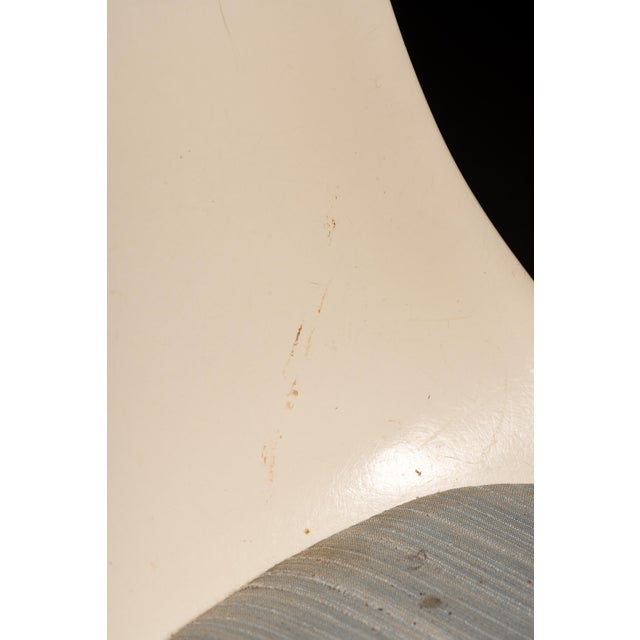 MCM "Tulip" Dining Set With Pendant Light After Eero Saarinen For Sale - Image 17 of 18