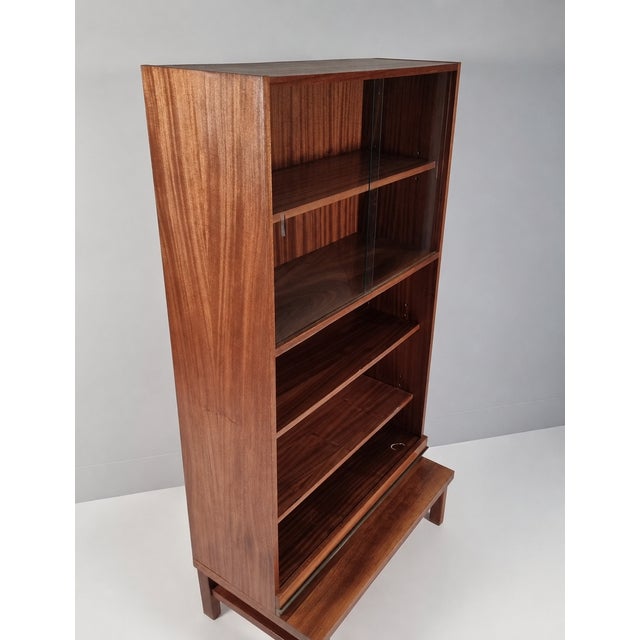 1970s Vintage Bookcase in Beech, 1970s For Sale - Image 5 of 10