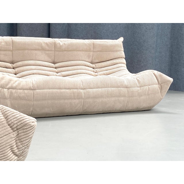 French Togo Living Room Set in Beige Cord by Michel Ducaroy for Ligne Roset, Set of 3 For Sale - Image 10 of 13