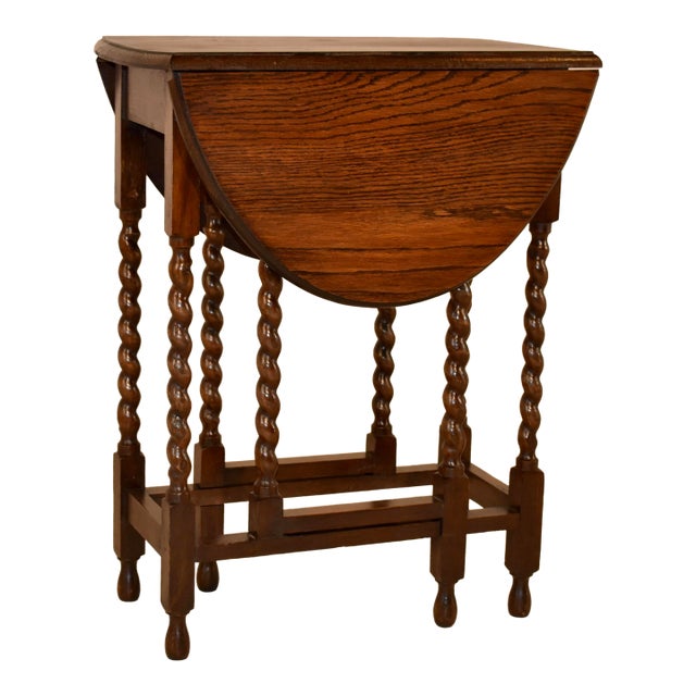 Edwardian English Oak Gate Leg Table, Circa 1900 For Sale