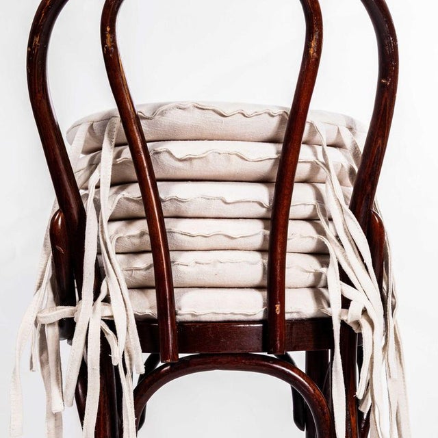 Contemporary Round Loose Chair Seat Cushion For Sale - Image 3 of 11