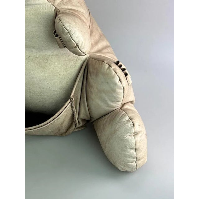 Vintage Kangaroo Newspaper Holder in Leather, 1960s For Sale - Image 9 of 13