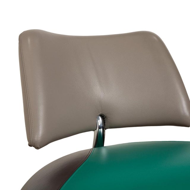 Animal Skin Set of Pallone Leather Chair with Ottoman from Leolux For Sale - Image 7 of 18