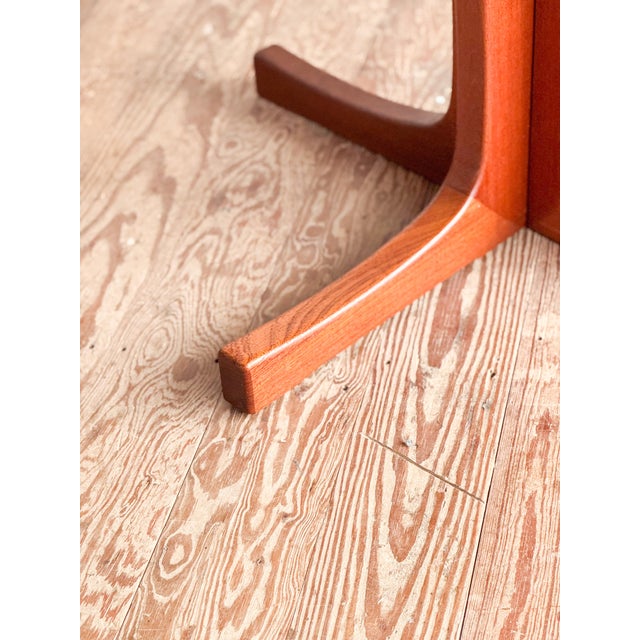 Mid-Century Modern Danish Round Teak Dining Table with Extensions For Sale - Image 14 of 18