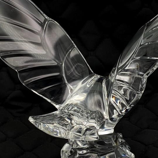 Val St Lambert Crystal Eagle Sculpture / Figurine (Large 9.5-inch, 4lbs) Signed DeSousa For Sale - Image 11 of 18