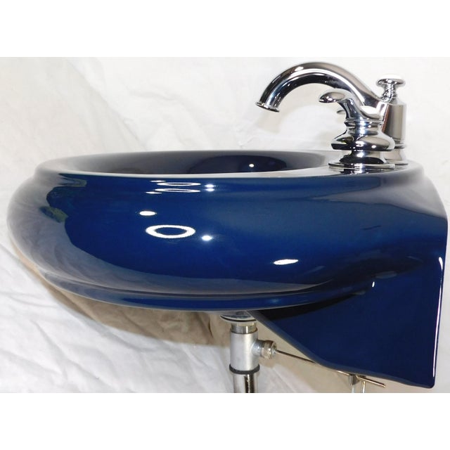 1999 Vintage Kohler Revival Dark Navy Blue Vitreous China Pedestal Sink With Kohler Faucet For Sale In Portland, ME - Image 6 of 18