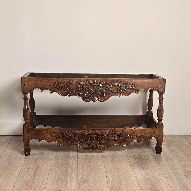 French Provincial Walnut Dough Bin, Circa 1800 For Sale - Image 9 of 12