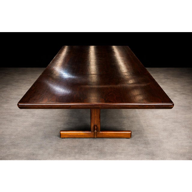 1960s Brazilian Modern Dining Table in Rosewood by Jorge Jabour, 1960s – Lot 636A For Sale - Image 5 of 14