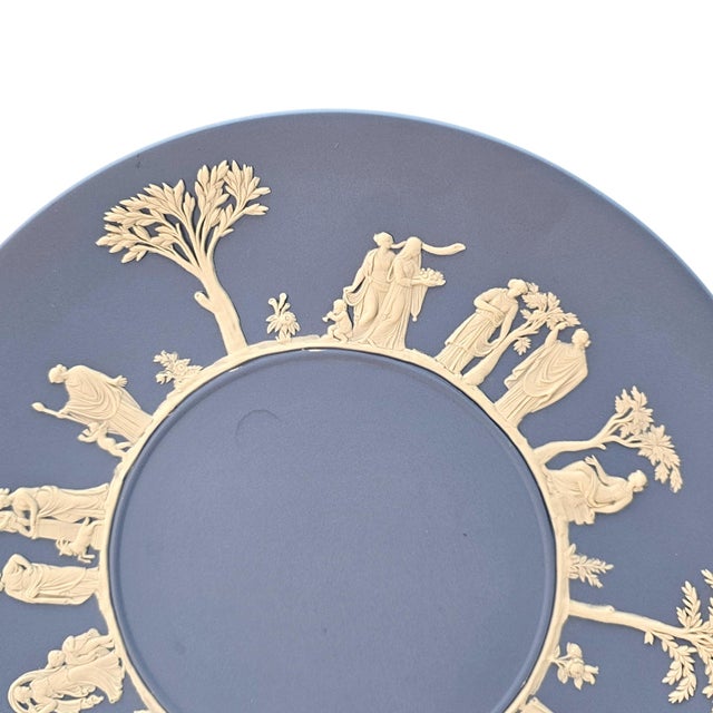 Wedgwood Lavender Blue Jasperware Sacrifice Cake Plate Classical Relief England 9.5" For Sale In San Francisco - Image 6 of 10