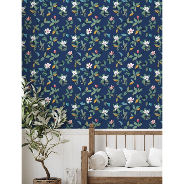 Non-woven fiber-based material with a smooth satin finish. We use the latest digital technology providing the highest...