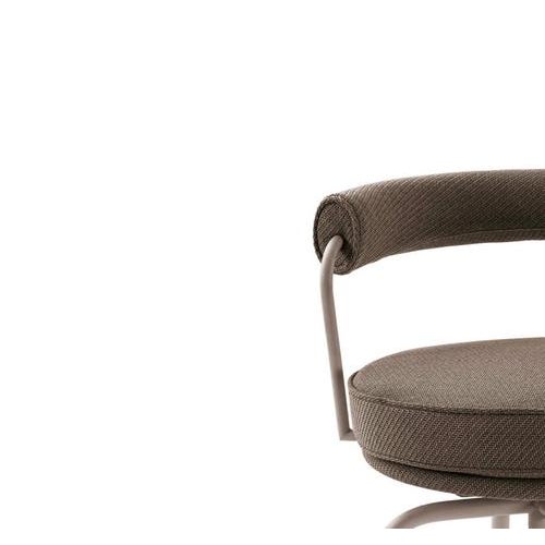 Outdoor 7 Swivel Chair by Charlotte Perriand for Cassina For Sale - Image 3 of 12