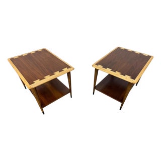 Mid-Century Modern Lane Acclaim Walnut Side Tables - Set of 2 - Refinished! For Sale