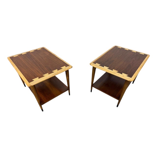 Mid-Century Modern Lane Acclaim Walnut Side Tables - Set of 2 - Refinished! For Sale