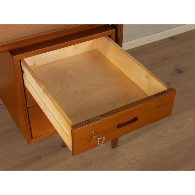 Wood Danish Desk by Arne Vodder for GV Møbler, 1960s For Sale - Image 7 of 12