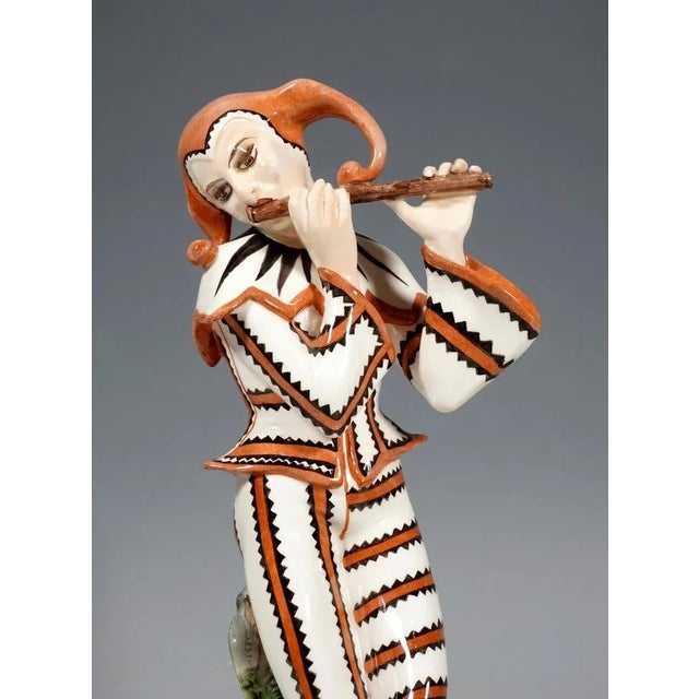 Art Deco Harlequin Figurine with Flute by Josef Kostial for Goldscheider, Vienna, Austria, 1920s For Sale - Image 6 of 9