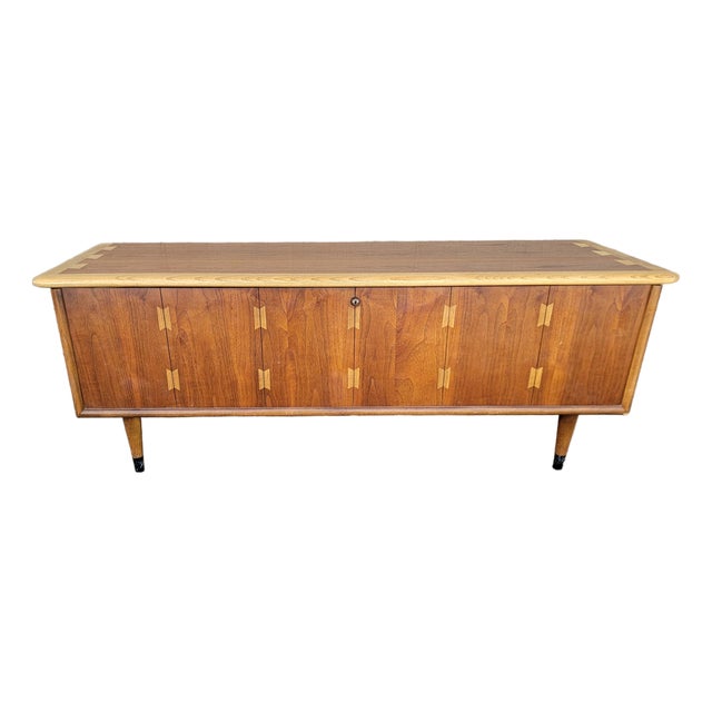 Lane Acclaim Cedar Trunk / Blanket / Hope Chest For Sale