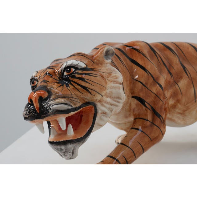 Hollywood Regency Italian Ceramic Tiger Sculpture, 1950s For Sale - Image 4 of 11