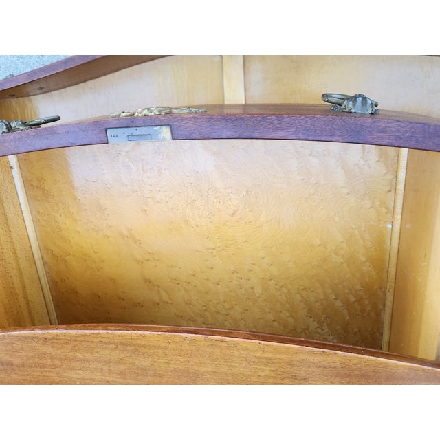 1920s Mahogany Dresser With Mirror For Sale - Image 4 of 10