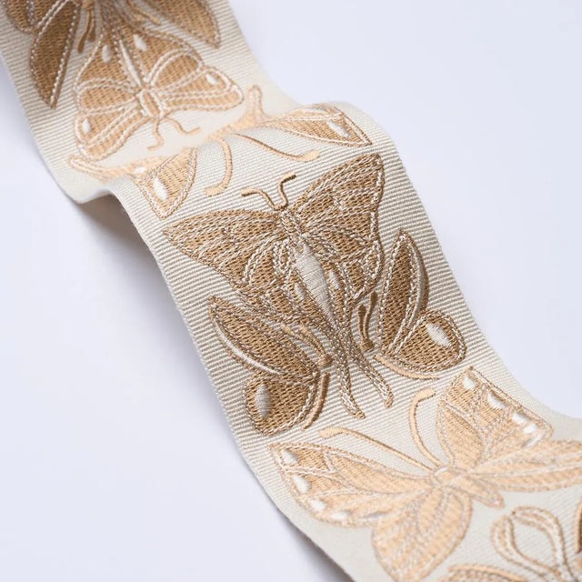 Contemporary SAMPLE - Schumacher Metamorphosis Tape In Ivory & Gold For Sale - Image 3 of 3