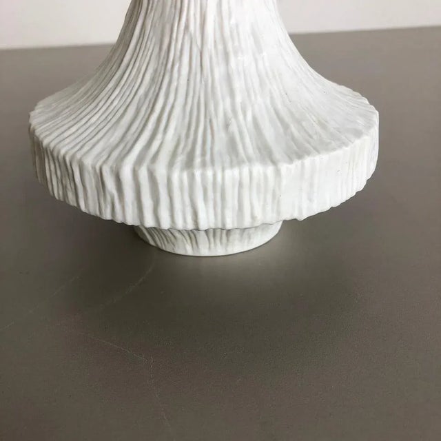 Op Art Porcelain Vases from Heinrich Selb, Germany, 1970s, Set of 2 For Sale - Image 10 of 16