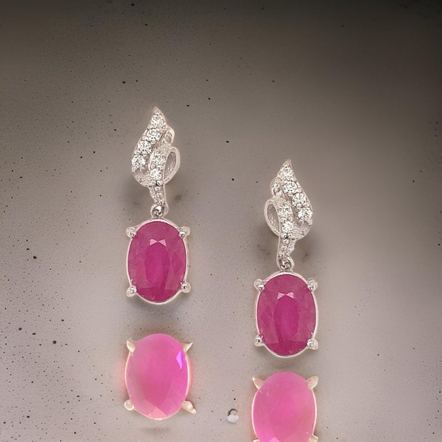 Traditional Natural Ruby Diamond Earrings 14k Gold 1.55 TCW Certified For Sale - Image 3 of 14