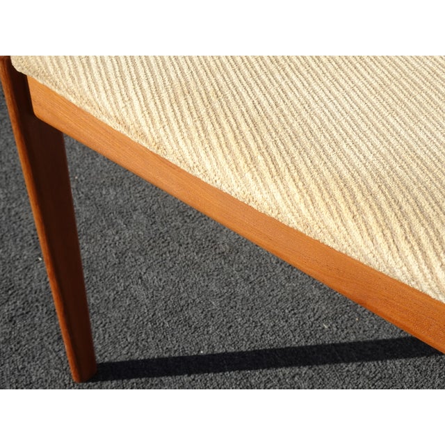 Set of Four Mid Century Modern D-Scan Style Dining Room Chairs For Sale - Image 14 of 17