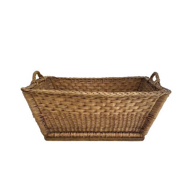 French Country 1960s French Wicker Market Basket For Sale - Image 3 of 9
