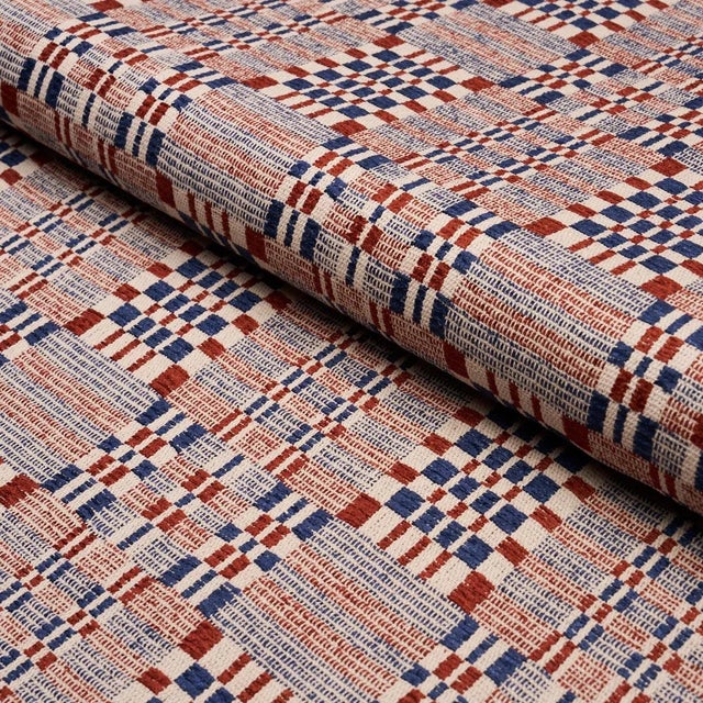 Contemporary SAMPLE - Schumacher Brimfield Fabric In Americana For Sale - Image 3 of 4
