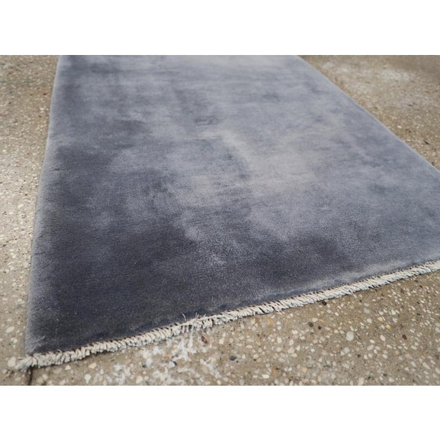 Galerie Shabab Collection Mid-20th Century Chinese Art Deco Throw Rug For Sale In New York - Image 6 of 8
