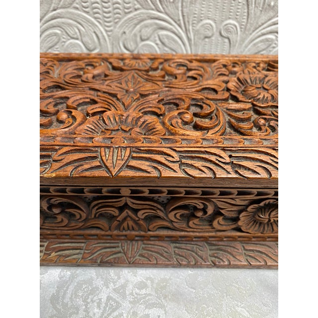 1950s Vintage Black Forest Hand Carved Walnut Jewelry Box For Sale - Image 6 of 13