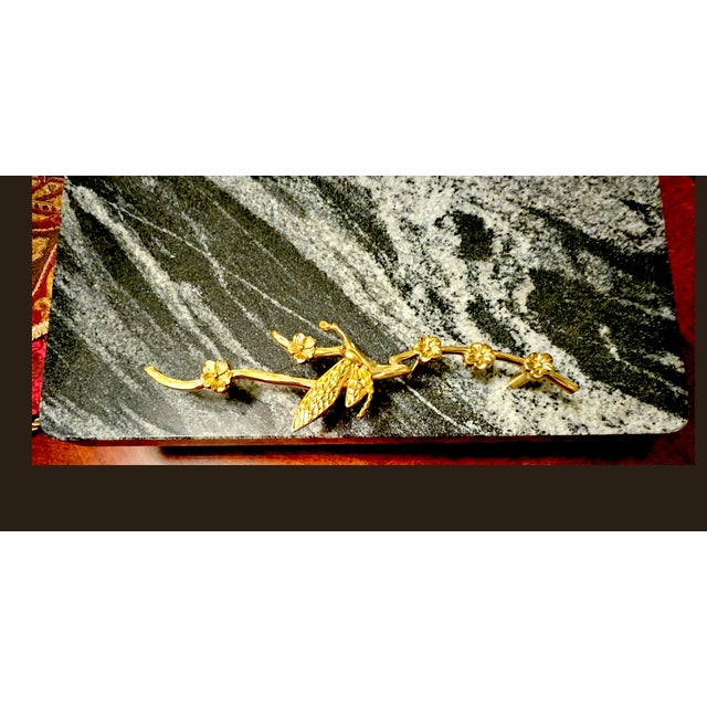 Contemporary One-of-a-Kind Seafoam Black Marble & Brass Hardware - Serving Platter 16"x20" - With Gauri Kohli Marble Knives Included For Sale In Philadelphia - Image 6 of 9