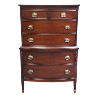 Vintage Antique Solid Mahogany Traditional Duncan Phyfe Style 34" Bow Front Chest on Chest For Sale