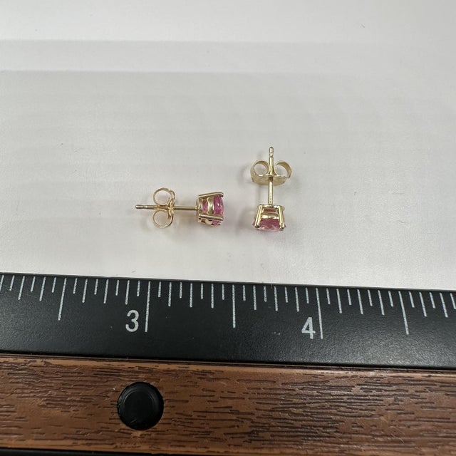 Early 21st Century Pink Sapphire Stud Earrings in 14kt Yellow Gold - 1.25ctw, Push Backs, New, A Pair For Sale - Image 5 of 5