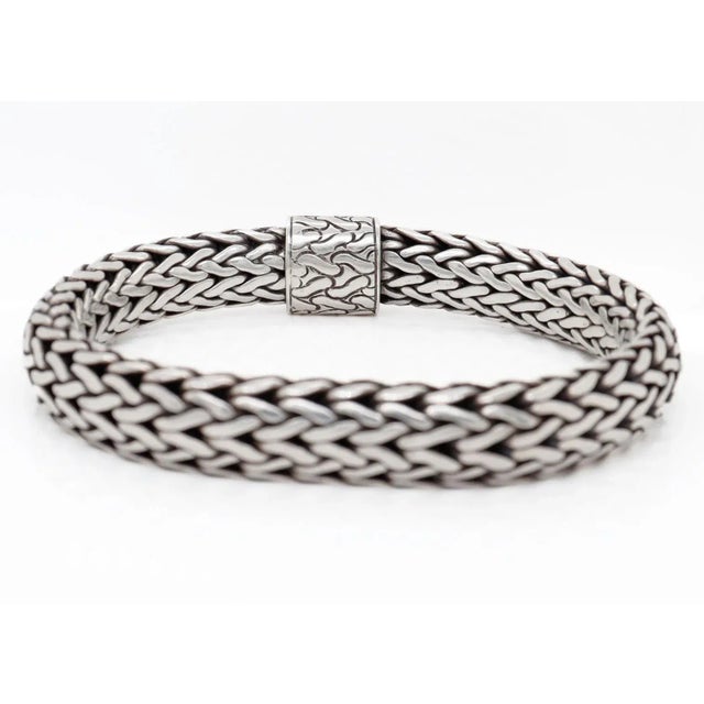Silver John Hardy Classic 11mm Sterling Silver Wide Chain Bracelet For Sale - Image 8 of 11