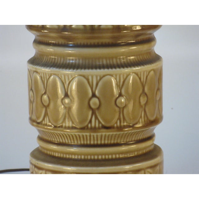 Mid-Century Modern 1960s Mid Century Modern Hollywood Regency Ceramic Table Lamp For Sale - Image 3 of 13