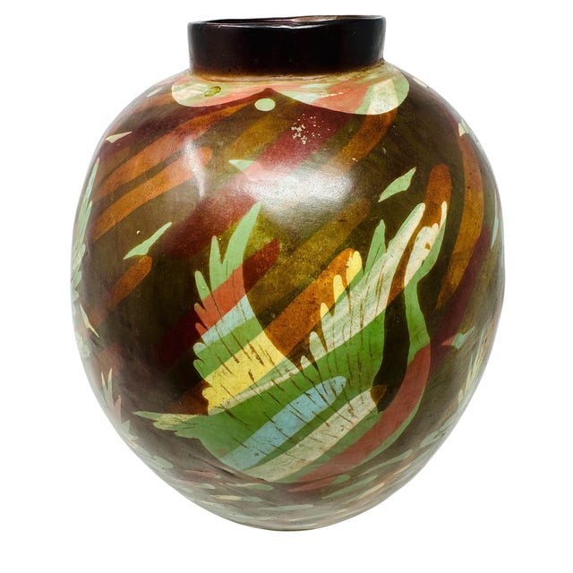 Large Vintage Peruvian Chulucanas Smoked Pottery Swan Sphere Vase For Sale - Image 4 of 12