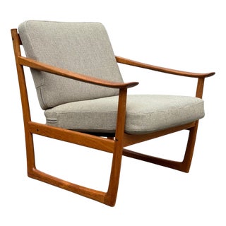 Mid-Century Modern Danish Model FD 130 Lounge Chair in Teak by Peter Hvidt & Orla Mølgaard for France & Son, 1960s For Sale