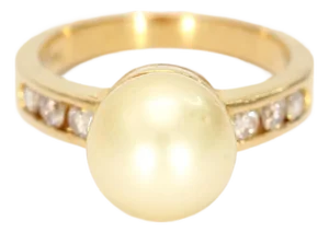 18k Yellow Gold Ring With a Yellow Pearl & Channel Set Diamond Accents - 6.25