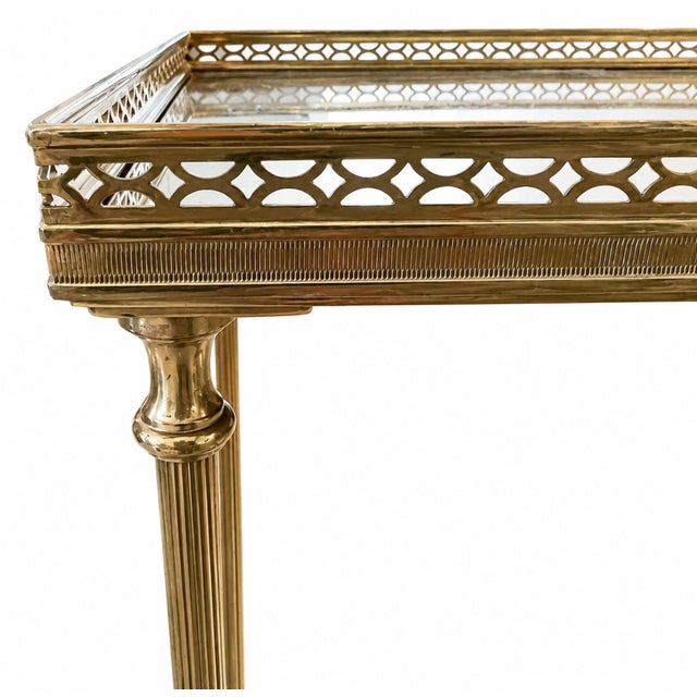 Hollywood Regency Pair of French Mid-Century Brass and Églomisé Two-Tier Side Tables in the Manner of Maison Baguès, Circa 1950–1965. For Sale - Image 3 of 7