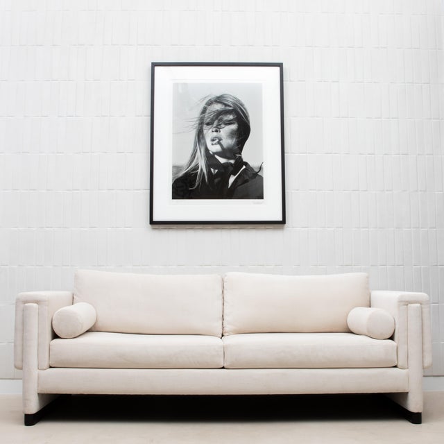 Mid-Century Modern Modern Cream Velvet Sofa by Mogul For Sale - Image 3 of 10