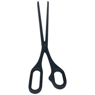 American Folk Art Tailor Trade Sign of Giant Scissors For Sale