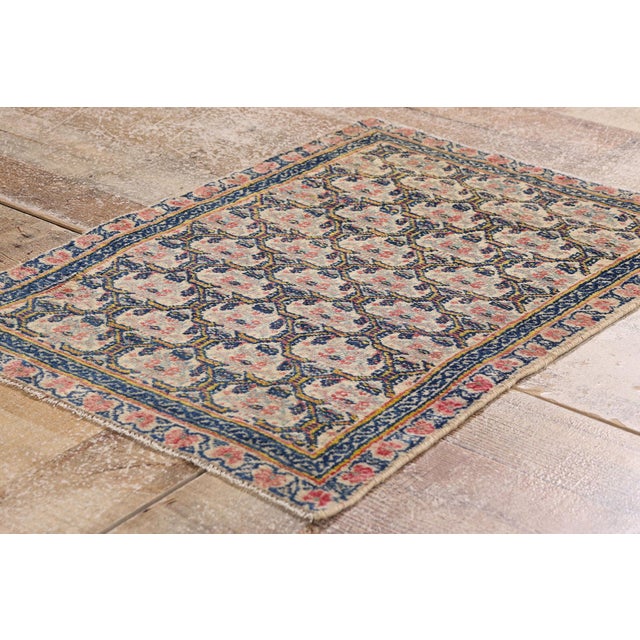 Ivory Antique Persian Farahan Rug, 01'08 X 02'04 For Sale - Image 8 of 10