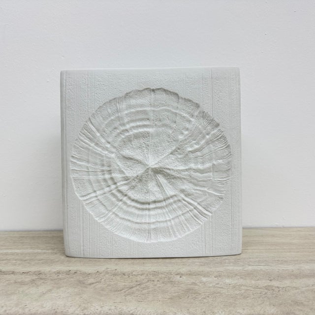 1970s White Ceramic Vase by Martin Freyer for Rosenthal, 1960s For Sale - Image 5 of 8