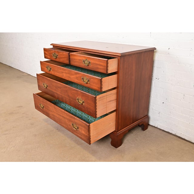 Wood Henkel Harris Georgian Solid Cherry Wood Five-Drawer Dresser or Chest of Drawers, Circa 1960s For Sale - Image 7 of 15