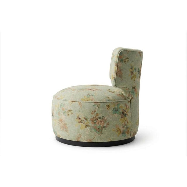 Contemporary Capricho Swivel Chair by Moanne For Sale - Image 3 of 6