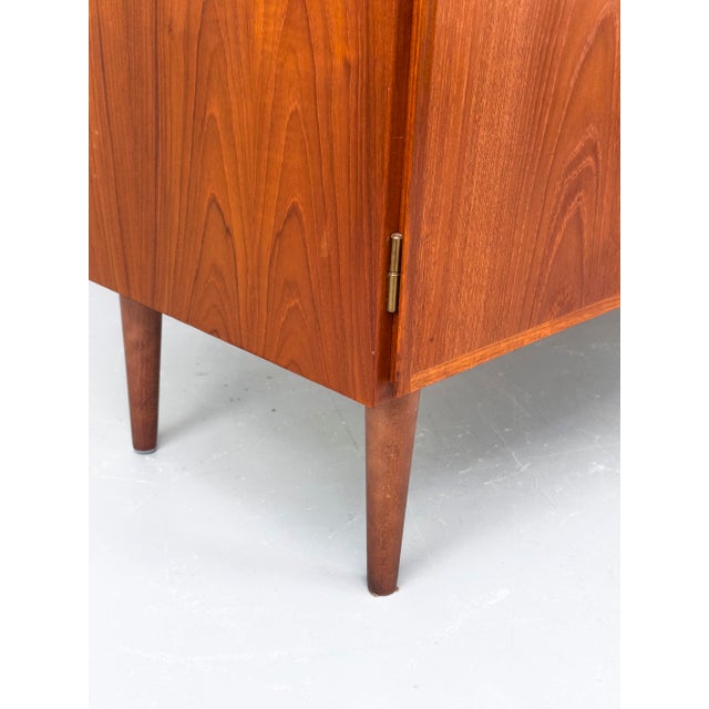 Purple Danish Sideboard in Teak from Omann Jun, 1960s For Sale - Image 8 of 17
